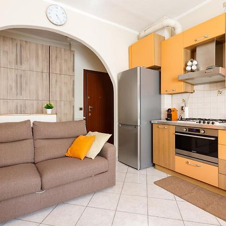 Апартаменти Udine M2 Balcony Apt Мілан Екстер'єр фото