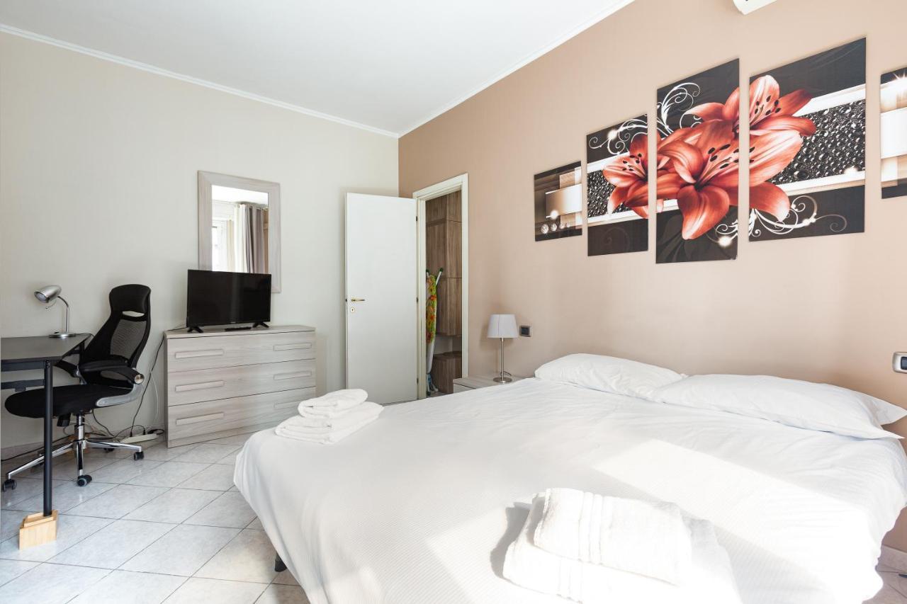 Апартаменти Udine M2 Balcony Apt Мілан Екстер'єр фото